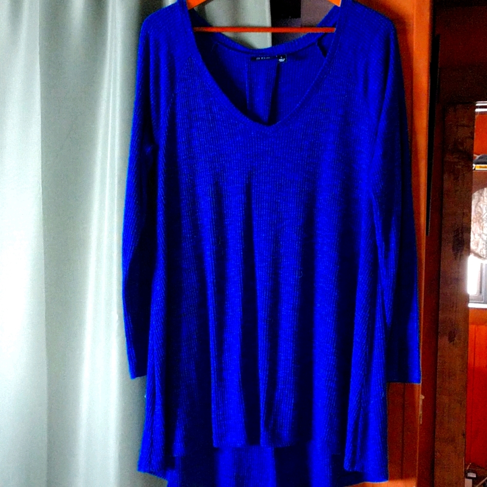 Blue tunic length shirt